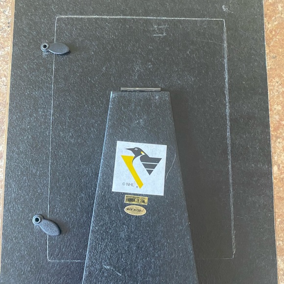 Pittsburgh Penguins 1990s 3D Picture Frame. - Picture 7 of 10